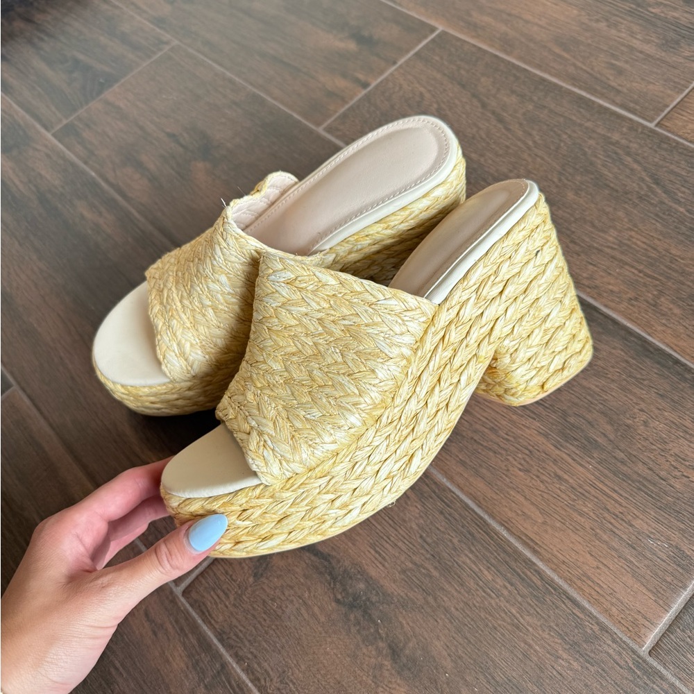Stylish Woven Platform Heels - Tan